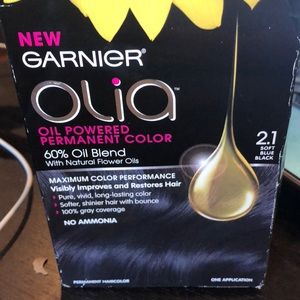 Garnier Olía Soft blue black hair dye